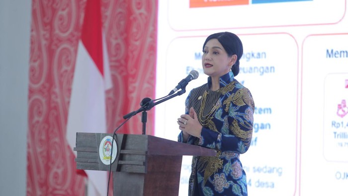 Kepala Eksekutif Pengawas Perilaku Pelaku Usaha Jasa Keuangan, Edukasi, dan Pelindungan Konsumen OJK, Friderica Widyasari Dewi Kepala Eksekutif Pengawas Perilaku Pelaku Usaha Jasa Keuangan, Edukasi, dan Pelindungan Konsumen OJK, Friderica Widyasari Dewi