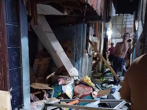 Ledakan Gas di Jakut Bikin 1 Rumah Hancur, Pemiliknya Lansia Sebatang Kara Ledakan Gas di Jakut Bikin 1 Rumah Hancur, Pemiliknya Lansia Sebatang Kara