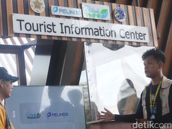 Bantu Turis-UMKM, Mahasiswa KKN UGM Bikin Tourist Information Center di Bunaken