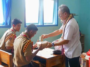 Momen Mendag Tinjau Uji Coba Makan Bergizi Gratis di Lampung