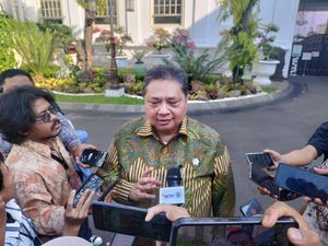 Airlangga Lapor Jokowi Perdagangan RI Surplus Rp 129 T dengan China Airlangga Lapor Jokowi Perdagangan RI Surplus Rp 129 T dengan China