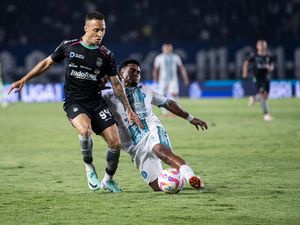 Rapor Pemain Persib di Laga Pembuka Liga 1 2024/2025 Rapor Pemain Persib di Laga Pembuka Liga 1 2024/2025