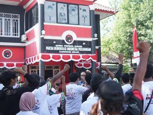 Dukung Prabowo-Gibran, Ratusan Simpatisan PDIP Kabupaten Bekasi Mundur