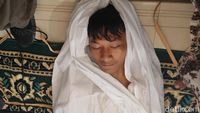 Potret Ritual Sumpah Pocong Saka Tatal di Cirebon