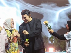 Penampilan Tulus Jadi Penutup yang Manis untuk Hari ke-3 Festival LIKE 2