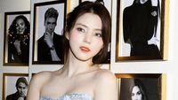 7 Foto Han So Hee Pakai Gaun Semi Transparan di Paris, Cantik Memesona