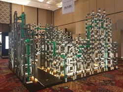 Arsitek Bikin Instalasi Seni Pakai Pipa Air, Sampaikan Pesan Mendalam