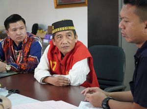 Kejati Sumsel Serahkan Tersangka Korupsi Jaringan Komunikasi ke Kejari Muba Kejati Sumsel Serahkan Tersangka Korupsi Jaringan Komunikasi ke Kejari Muba