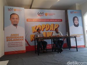 Jubir Sebut ASS-Fatma Bukannya Takut Kotak Kosong: Mending Lawan Manusia Jubir Sebut ASS-Fatma Bukannya Takut Kotak Kosong: Mending Lawan Manusia
