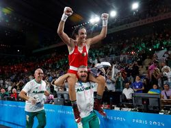 Sempat bikin Kontroversi, Imane Khelif Raih Emas Olimpiade 2024