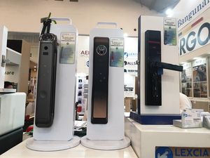 Deretan Harga Smart Door Lock, Buka Pintu Rumah Pakai Sidik Jari Sampai e-KTP Deretan Harga Smart Door Lock, Buka Pintu Rumah Pakai Sidik Jari Sampai e-KTP