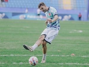 PSBS Biak Vs PSM Makassar: Gol! Nermin Haljeta Bawa Juku Eja Unggul PSBS Biak Vs PSM Makassar: Gol! Nermin Haljeta Bawa Juku Eja Unggul