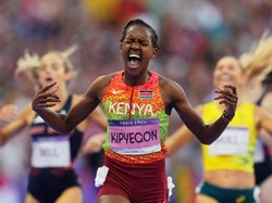 Ratu Lari Olimpiade dari Kenya: Hat-trick Medali Emas