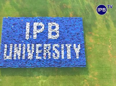 Momen Mahasiswa Baru IPB Kembali Pecahkan Rekor 3D Formasi Tingkat Dunia