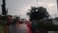 Dear Bang Bobby, Jalan Letda Sujono Medan Kebanjiran Terus saat Hujan