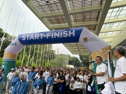 Wamen LHK Buka Jalan Sehat Festival LIKE 2: Bangun Semangat, Tubuh Sehat