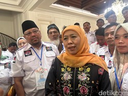 Khofifah-Emil Siap Masifkan Baliho Maju Pilgub Jatim 2024