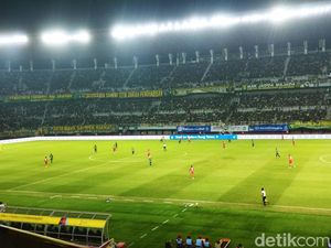 Hasil Liga 1: Gol Penalti Bruno Moreira Bawa Persebaya Tekuk PSS 1-0