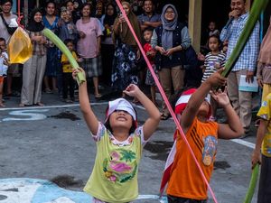 Melihat Antusias Anak-anak Ikut Lomba HUT RI di Solo