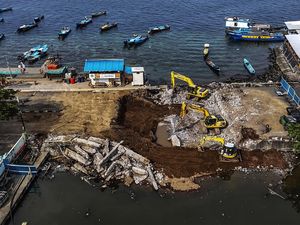 Penampakan dari Udara Pembangunan Jembatan Sultan Djabir Syah Ternate Penampakan dari Udara Pembangunan Jembatan Sultan Djabir Syah Ternate