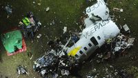 Penampakan Puing Pesawat Jatuh yang Tewaskan 62 Orang di Brasil