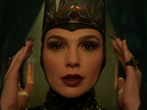 Gal Gadot Salahkan Seleb Anti-Israel soal Kegagalan Film Snow White Gal Gadot Salahkan Seleb Anti-Israel soal Kegagalan Film Snow White
