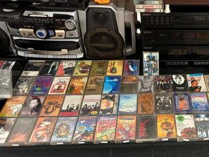 Ragam Mainan Jadul yang Bisa Kamu Temukan di The 90s Festival 2024 Ragam Mainan Jadul yang Bisa Kamu Temukan di The 90s Festival 2024