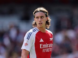 Dikabarkan Cedera Ligamen, Calafiori Dikembalikan ke Arsenal