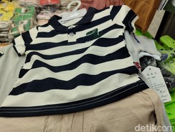 Baju Impor China Laku Keras di Tanah Abang, Ini Perbandingan Harganya