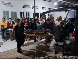 Jenazah Wanita Dianiaya Suami yang Berstatus Anggota Satpol PP NTT Diautopsi Jenazah Wanita Dianiaya Suami yang Berstatus Anggota Satpol PP NTT Diautopsi
