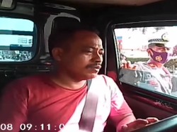 Viral Polisi Pungli Sopir Pikap: Rp 50 Ribu Aja, Jangan Recehan!