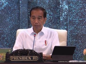 Pimpin Rapat Kabinet Perdana di IKN, Jokowi Banggakan Pembangunan dari Nol
