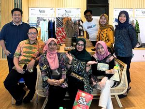 TASPEN Dukung Pengembangan UMKM Tanah Air Lewat Rumah BUMN TASPEN Dukung Pengembangan UMKM Tanah Air Lewat Rumah BUMN