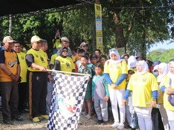 Antusiasme Ratusan Warga Ikut Jalan Sehat & Senam Bareng Bupati Sukabumi