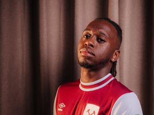 West Ham Resmi Boyong Aaron Wan-Bissaka dari MU