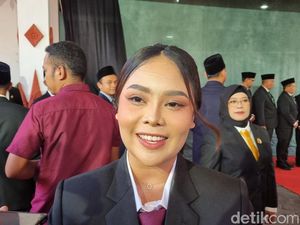 Gantikan Ayahnya yang Meninggal, Aurely Jadi Anggota Termuda DPRD Bantul Gantikan Ayahnya yang Meninggal, Aurely Jadi Anggota Termuda DPRD Bantul