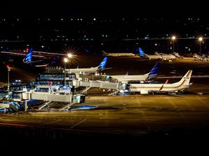 BUMN Ini Kelola 20 Bandara-Layani 1 Miliar Penumpang Pesawat BUMN Ini Kelola 20 Bandara-Layani 1 Miliar Penumpang Pesawat