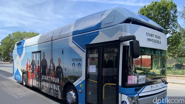Psssttt....Bus Hidrogen Toyota Nyaris Tak Bersuara
