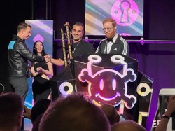 CrowdStrike Dapat Penghargaan Usai Bikin Windows Blue Screen Massal