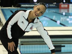 Rahasia Rambut Atlet Renang Indah Tetap Terjaga & Kering, Pakai Bahan Makanan