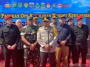 Kapolda Metro Minta Anggota Antisipasi Ancaman Teror di Pilkada 2024 Kapolda Metro Minta Anggota Antisipasi Ancaman Teror di Pilkada 2024
