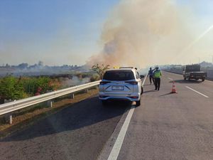 Kronologi Kecelakaan Beruntun di Tol Sumo gegara Asap Kebakaran Kronologi Kecelakaan Beruntun di Tol Sumo gegara Asap Kebakaran