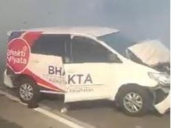 Asap Kebakaran Picu Kecelakaan Beruntun di Tol Sumo