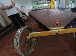 Melihat Aktivitas di Laboratorium Penelitian Luar Angkasa China Melihat Aktivitas di Laboratorium Penelitian Luar Angkasa China