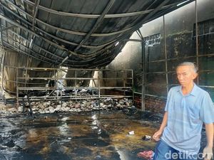Toko Sepatu di Palembang Terbakar, Kerugian Ditaksir Rp 80 Juta