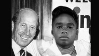 Kalau meme ini mengolok-olok Endrick yang ditampilkan lahir sezaman dengan mendiang Sir Bobby Charlton. (Foto: Twitter)