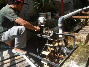 Potret PLTA dari Barang Bekas, Pasok Listrik buat Fasilitas Umum