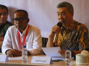Polemik Aturan Larangan Penjualan Rokok Eceran Polemik Aturan Larangan Penjualan Rokok Eceran