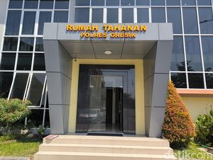 Kiai di Gresik Lecehkan Remaja Korban Pencabulan Akhirnya Masuk Penjara Kiai di Gresik Lecehkan Remaja Korban Pencabulan Akhirnya Masuk Penjara