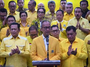Plt Ketum Golkar Respons Guyon Airlangga ke Bahlil soal Kursi Diambil